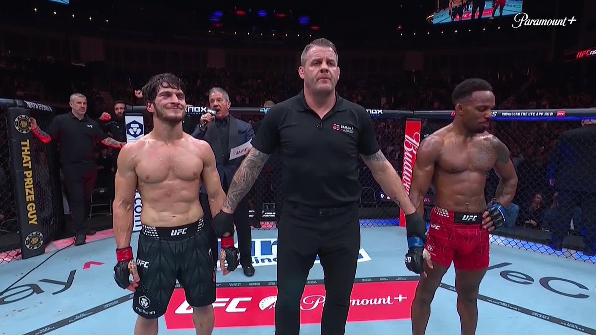 MOVSAR EVLOEV DEFEATS LERONE MURPHY BY MAJORITY DECISION! (48-46 x2, 47-47) STILL UNDEFEATED! #UFCLondon