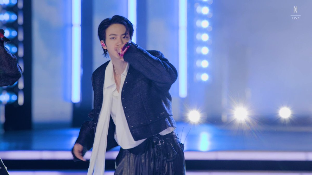 BTS mempersembahkan “NORMAL” dari album ARIRANG. LIVE di seluruh dunia, hanya di Netflix. #BTSLiveonNetflix #BTS_ARIRANG