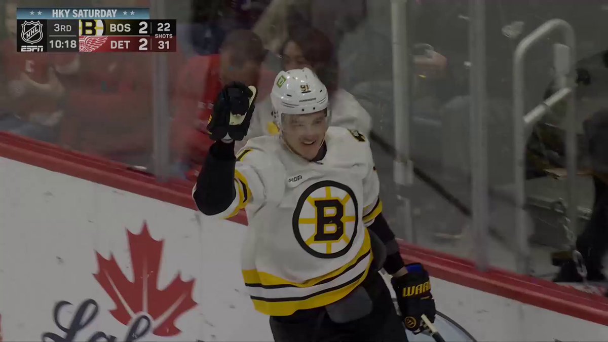 A BIG goal for Boston! 🐻 Nikita Zadorov give the Boston Bruins the lead. 📺: ABC