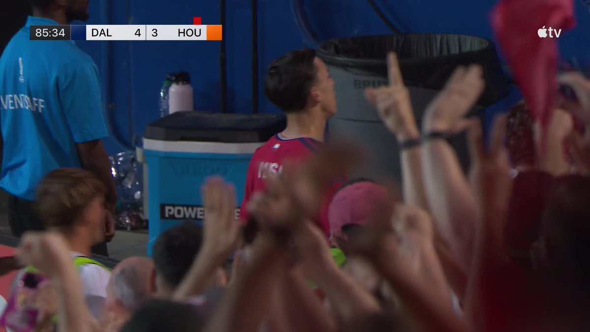 It just had to be Petar Musa 🇭🇷 Dallas takes the lead 4-3 late.