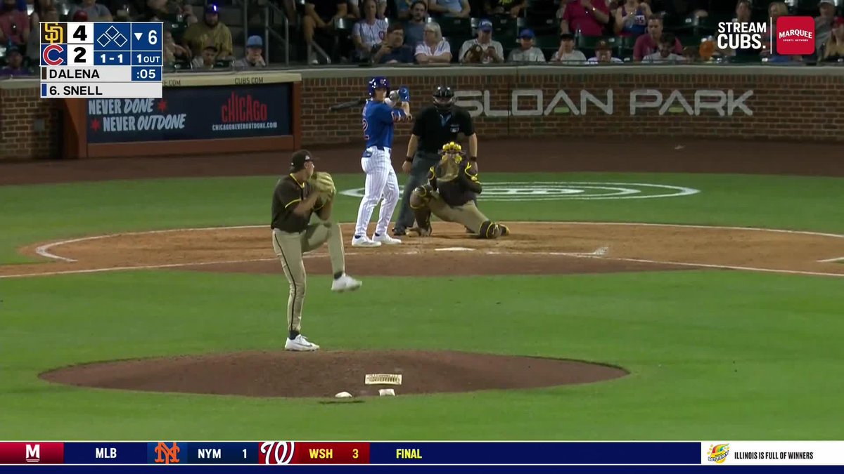 "Wow, that's really far. Wow!" James Triantos calls Kade Snell's homer 😂