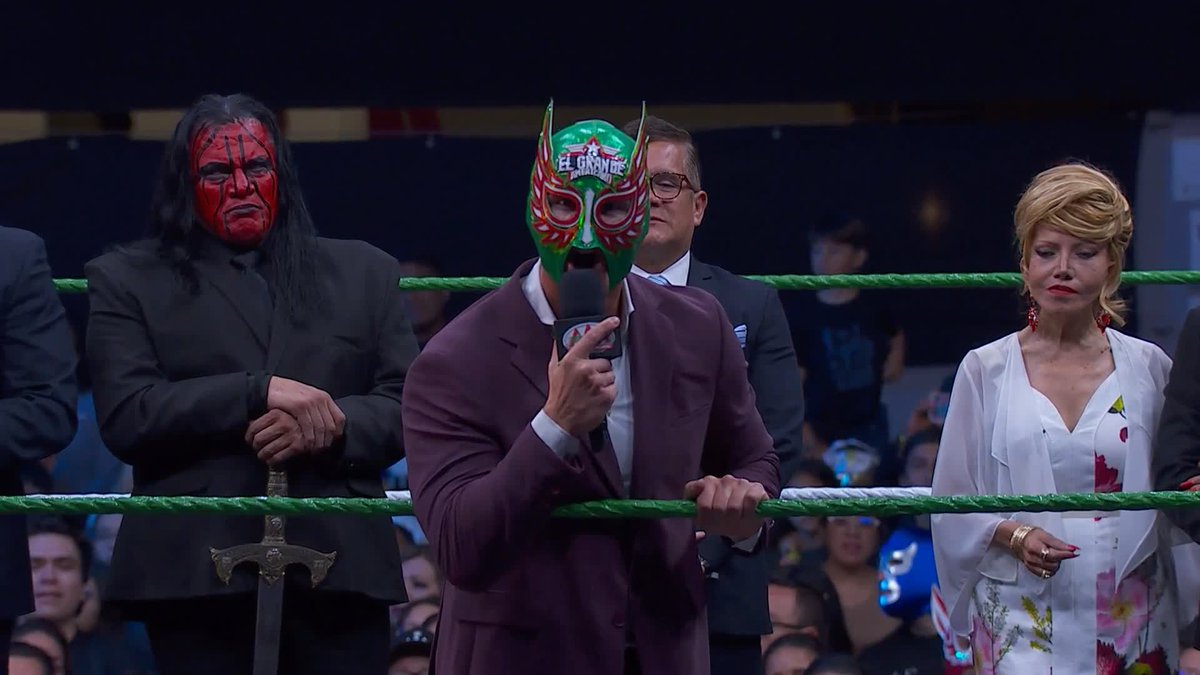 ¡Grande, hermano, ya eres mexicano!