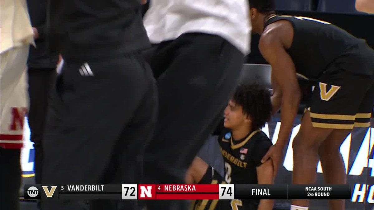 SO CLOSE 😳 THE HALF COURT HEAVE ALMOST GOES 😯 NEBRASKA ADVANCES TO THE SWEET 16 🚨 Watch March Madness on TNT Sports