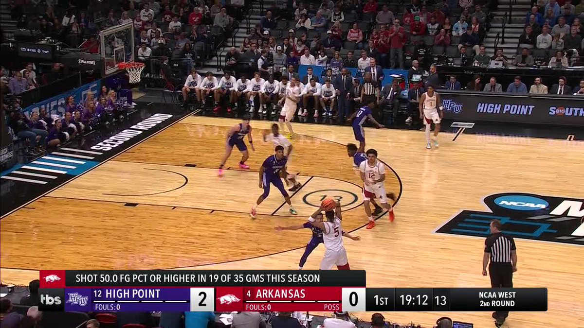 DARIUS ACUFF EXPLODES FOR 36 PTS TO BEAT HIGH POINT 🔥 No. 4 Arkansas is headed to the Sweet 16! Watch March Madness on TNT Sports