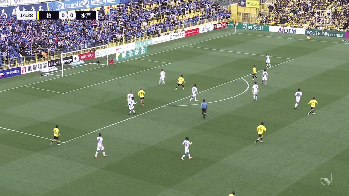 #モーメントブースター でシェアして盛り上がれ! ⚽️ゴール (14:55) 👟中川 敦瑛 🆚柏レイソル vs 水戸ホーリーホック 📺DAZNでライブ配信中 #DAZN #FanZone マクドナルド #倍バーガー #夕方5時か