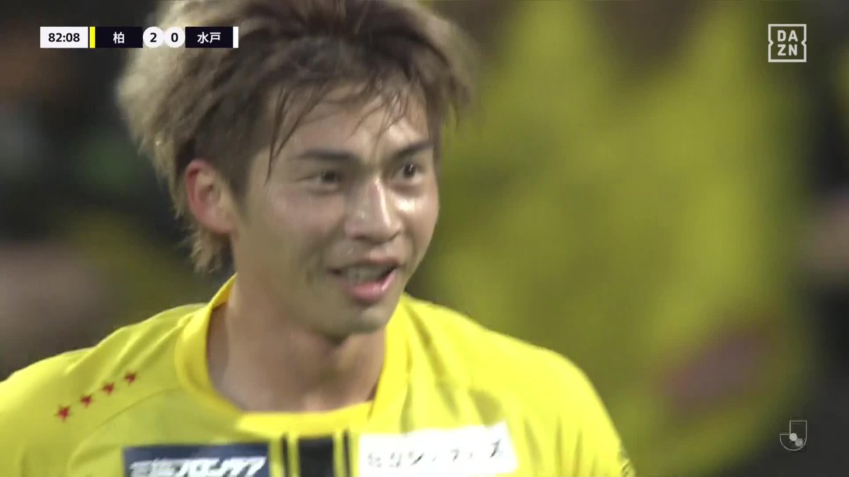 #モーメントブースター でシェアして盛り上がれ! ⚽️ゴール (82:09) 👟瀬川 祐輔 🆚柏レイソル vs 水戸ホーリーホック 📺DAZNでライブ配信中 #DAZN #FanZone マクドナルド #倍バーガー #夕方5時から
