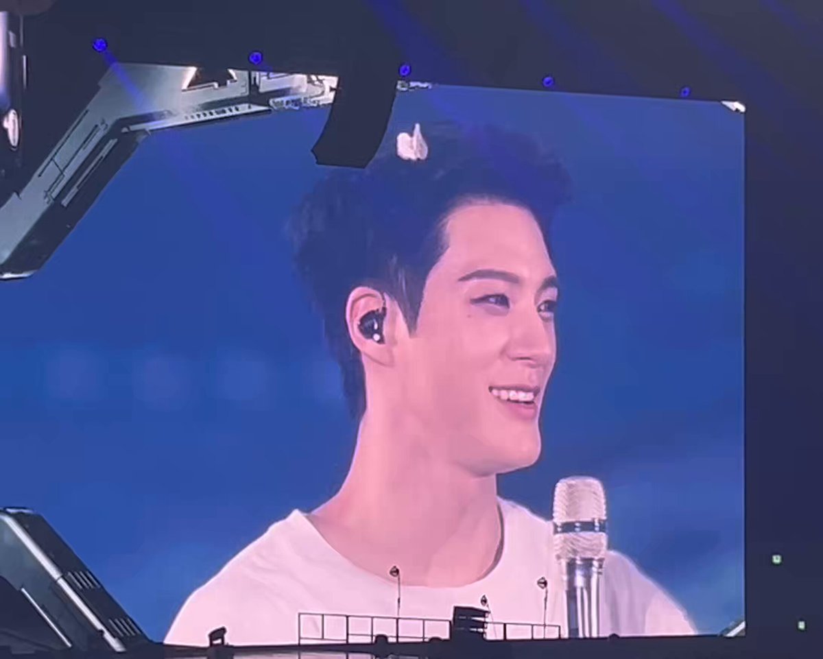 ANL 브릿지 잘 불렀다고 다같이 부름 잉 ㅜㅡㅜ