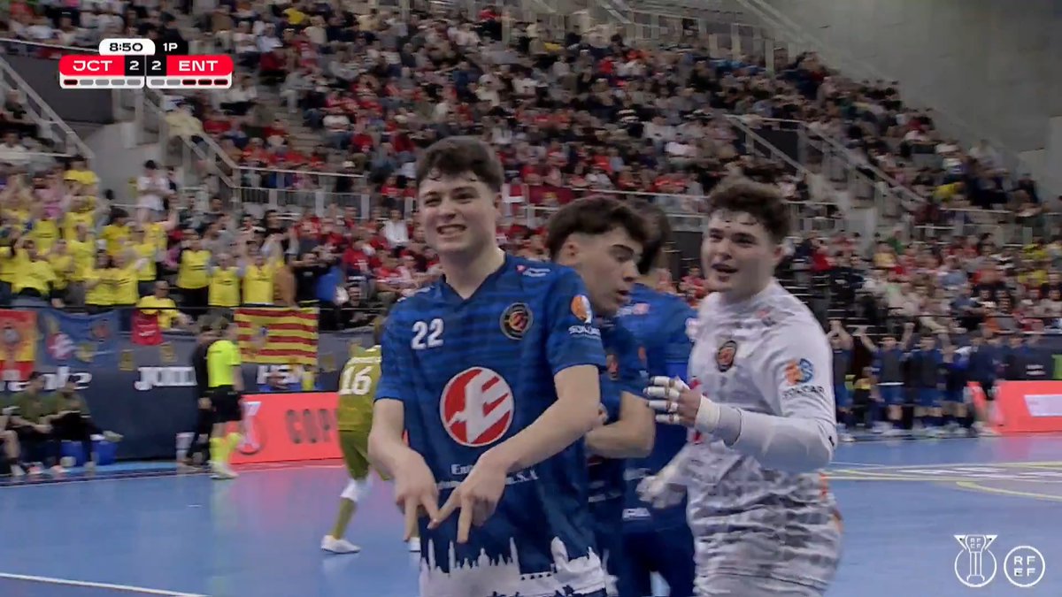 Pues Nada, hoy Jairo Leiva tenía envidia y ha decidido dar este ventajón hoy en la final de la Copa Juvenil...