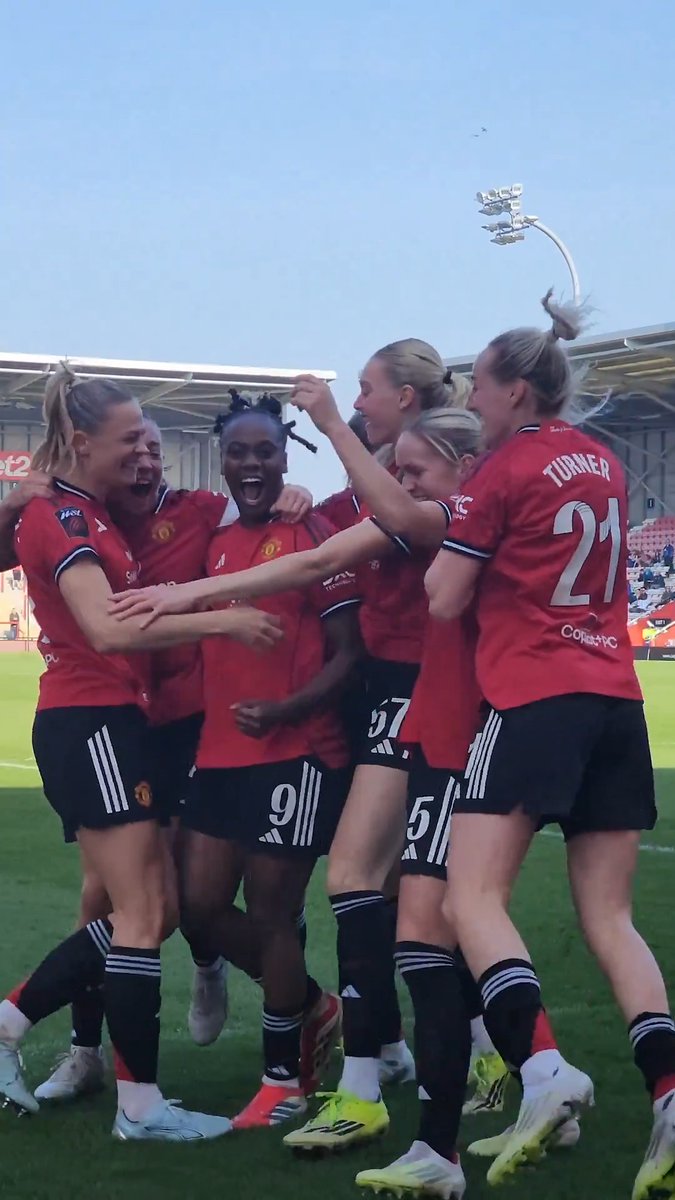 Coming up clutch ⚡️ Mel's moment in yesterday's win was one to savour! ❤️