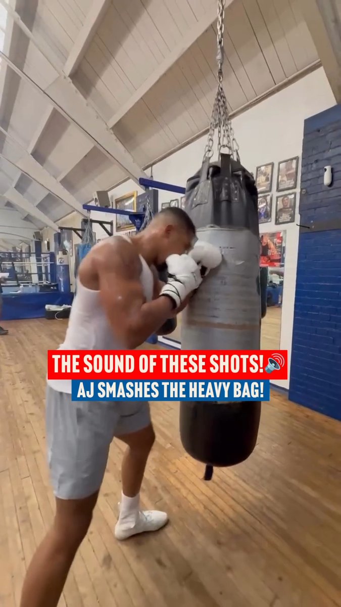 Anthony Joshua looking ferocious back in the gym 💪 Download The Ring's new mobile app and sign up for FREE 📲➡️