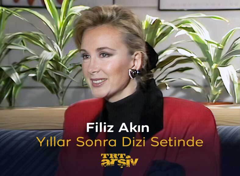 Geçmiş günleri özleyenlerle beraber 1989 yılına uzanıyor, #FilizAkın ile birlikte bir dizi setinin konuğu oluyoruz: “Geçmiş Zaman Mimozaları” 🌼