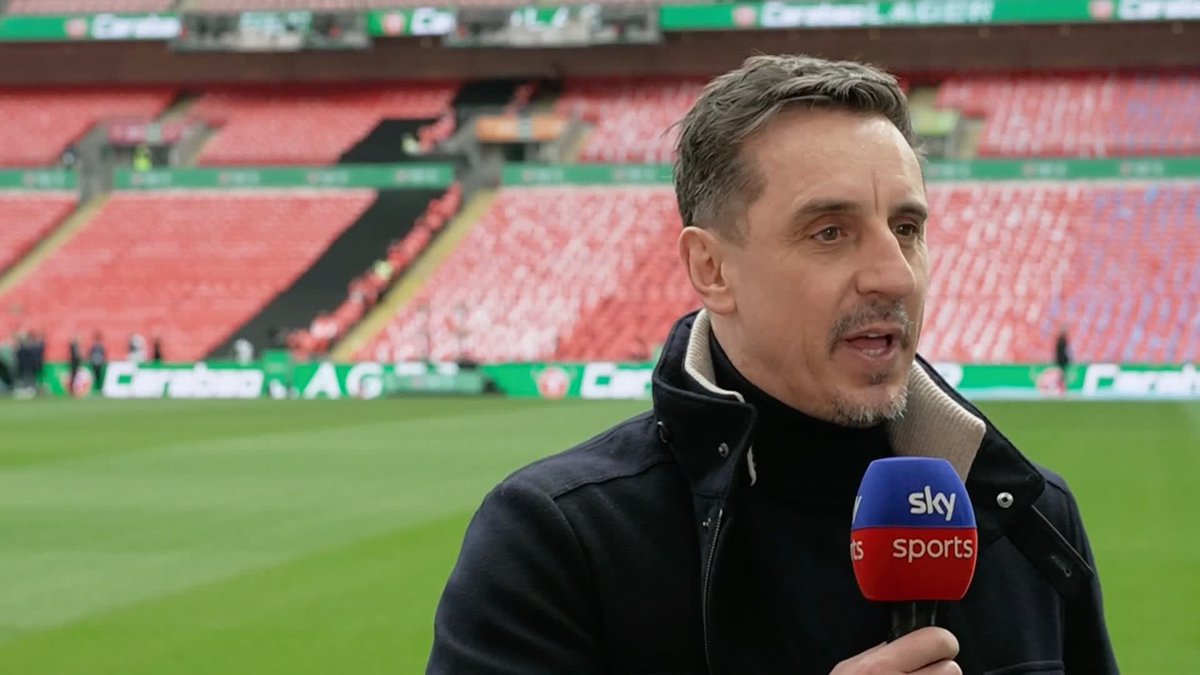 "I don't think you can call it" 🗣️ Gary Neville previews the Carabao Cup Final between Arsenal and Man City 🏆