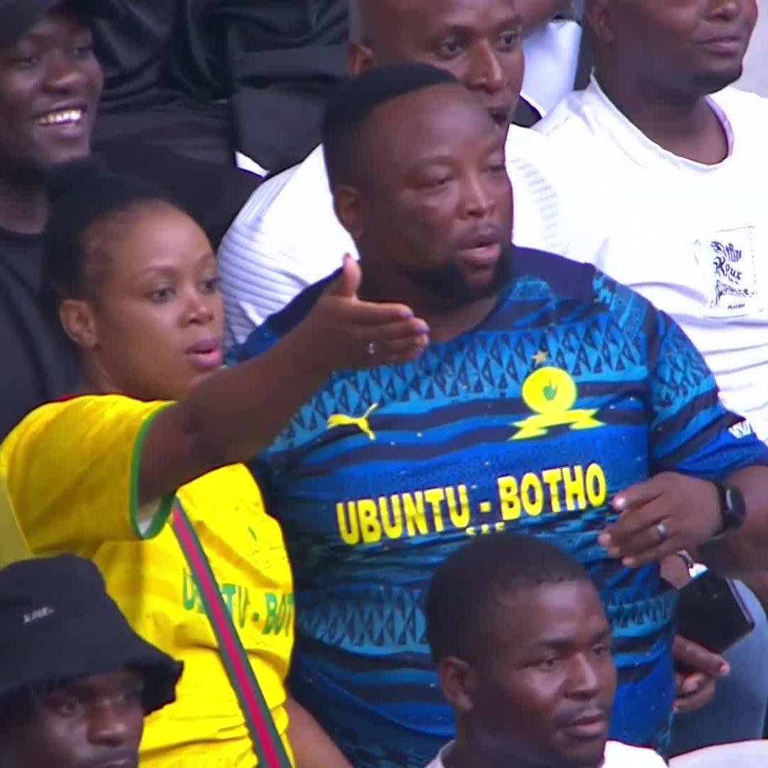 Disaster for Mlungisi Mbunjana 😲😲 TS Galaxy are three down in Mbombela 👇 📺 Stream #BetwayPrem on DStv: