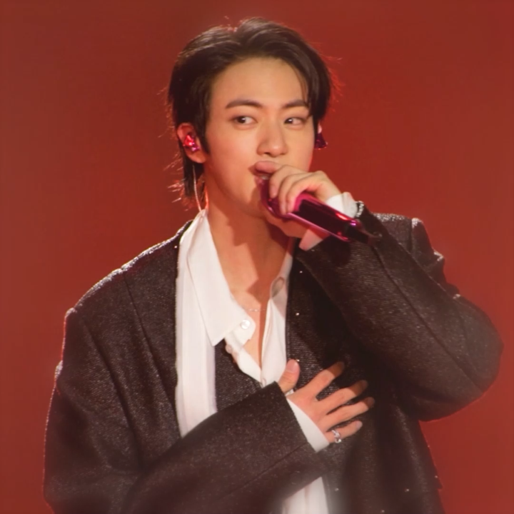 Live, laugh, love Jin #BTSLiveonNetflix #BTS_ARIRANG