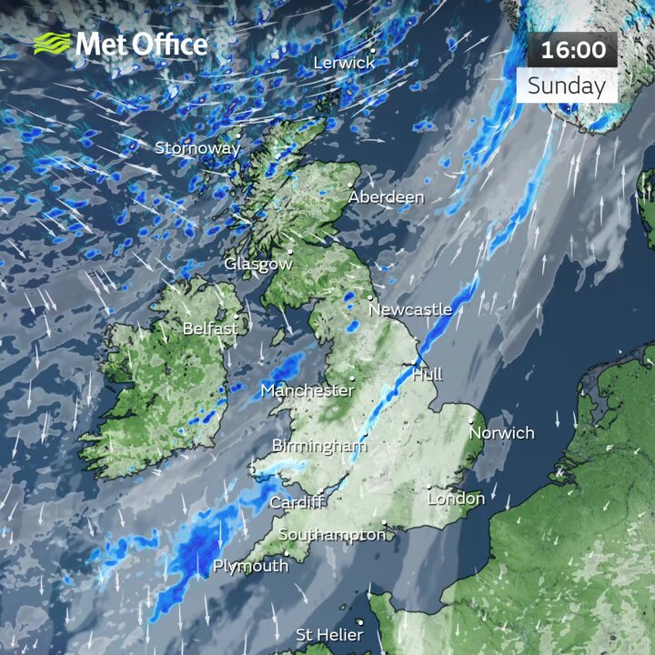 Cloud and some rain moving southwards this evening across England and Wales Clear spells following for most, with blustery wintry showers across parts of Scotland ⤵️