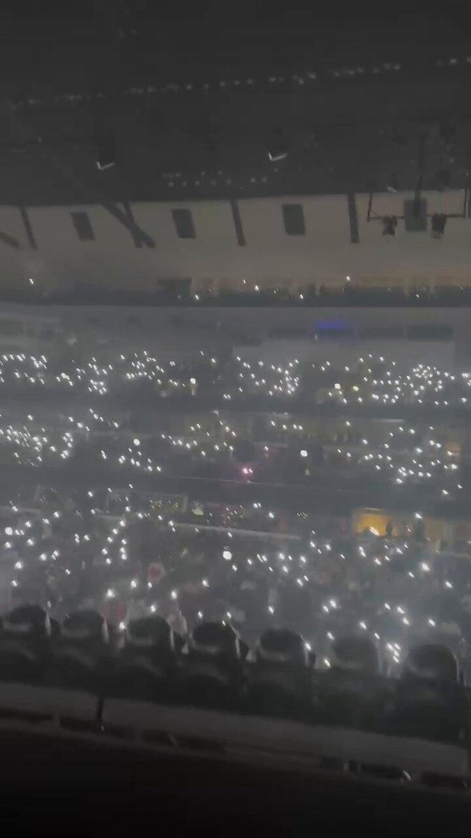 Cardi B ESGOTA seu 20° show consecutivo em Chicago e arrecada US$ 36 MILHÕES, de média de US$ 1,8 milhão POR SHOW. Ainda teremos 15 shows nos Estados Unidos, as datas da Europa e América Latina devem ser reveladas em maio.
