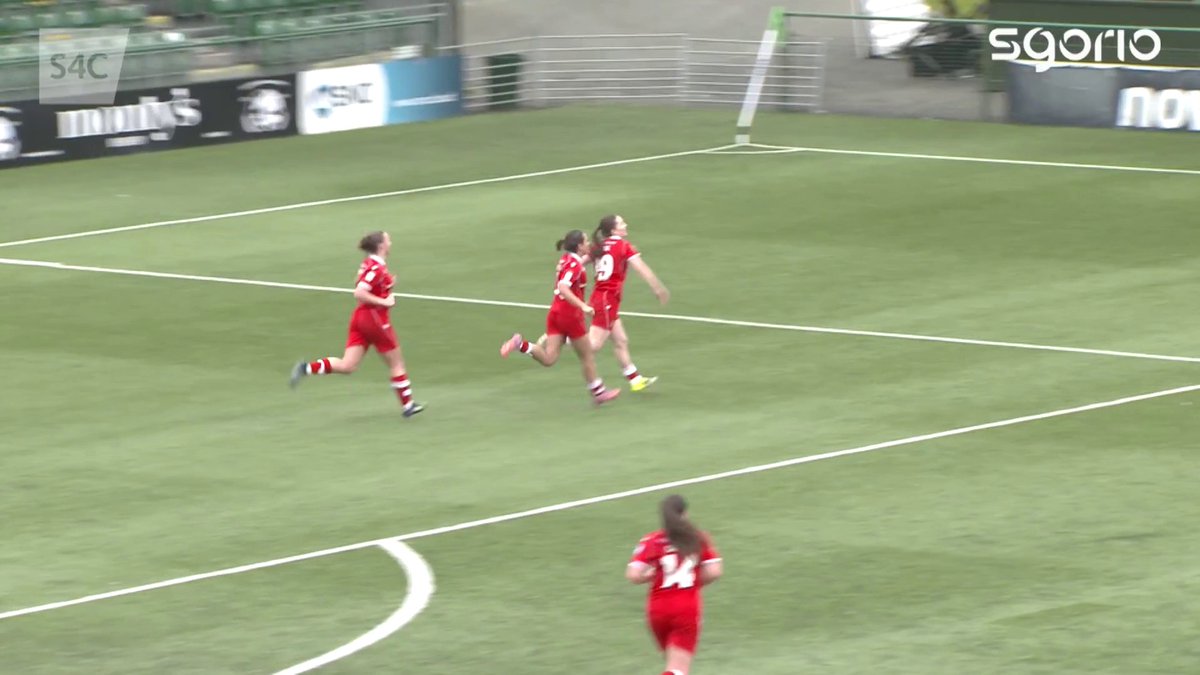 An utterly ridiculous goal from Faye Knox. Shades of Broadhead vs Swansea but better. Sublime skill!