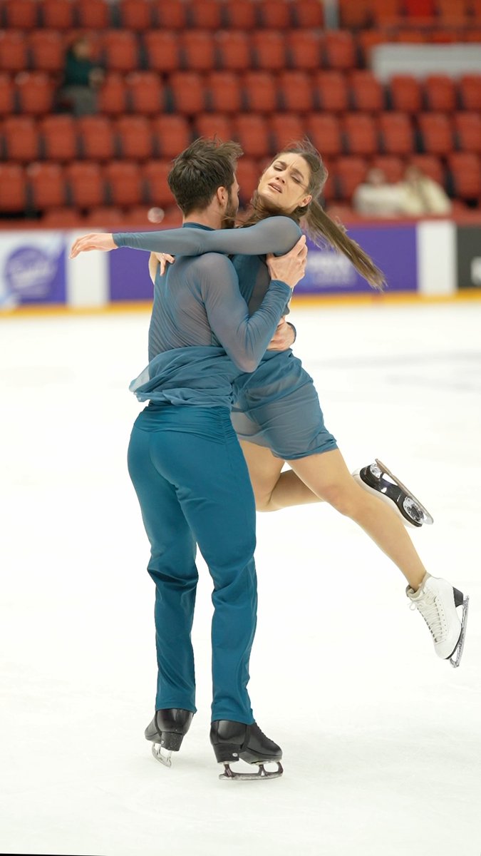 Olympic Champions Laurence Fournier Beaudry & Guillaume Cizeron take the stage in Prague for the last dance of the season. ✨⛸️ All eyes on them… will they dominate once more? 👀🔥 #WorldFigure #FigureSkating