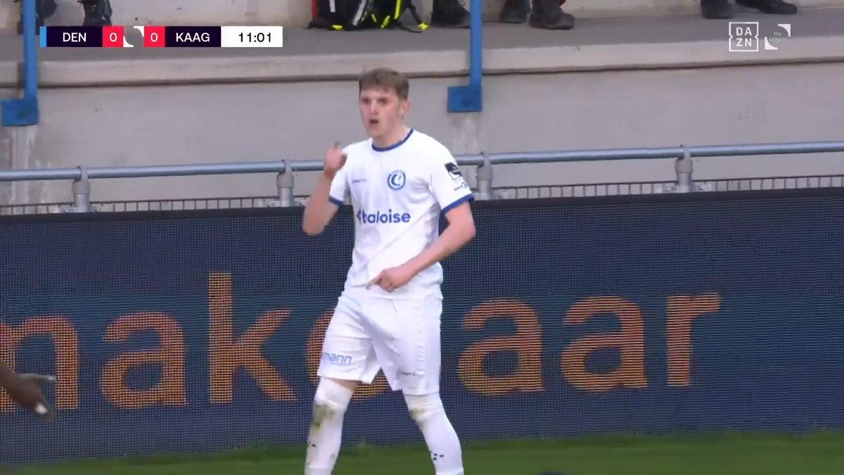 🇧🇪 A fantastic finish from a tight angle by Max Dean as the former #MKDons striker bags he’s sixth league goal of the season for Gent in Belgium’s top-flight.