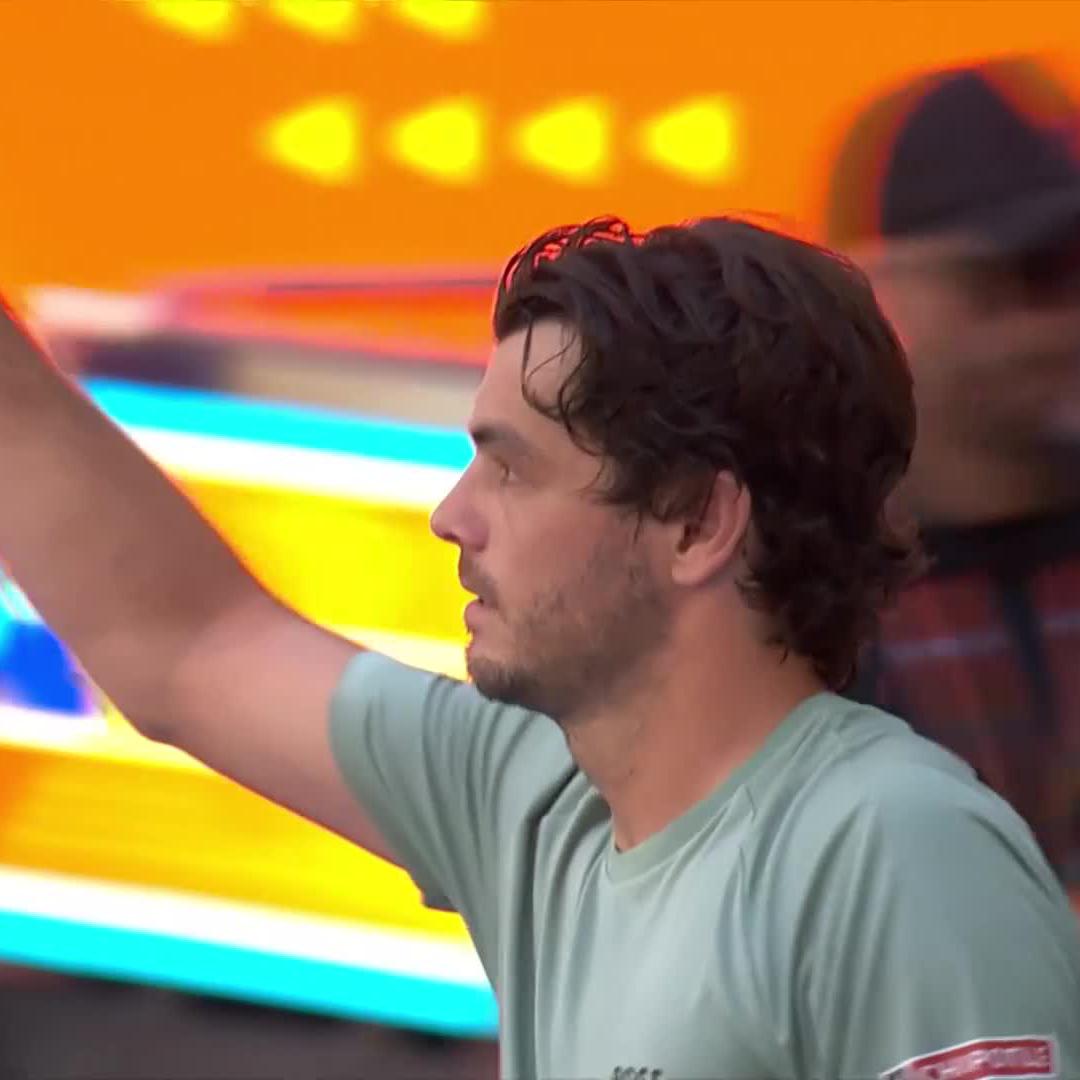 A Sunday cruise 😎 Taylor Fritz navigates the Opelka challenge in 63 minutes. 6-3, 6-4. #MiamiOpen