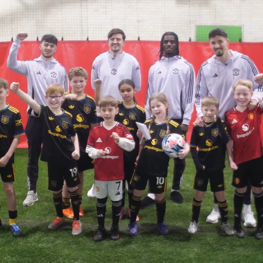 Heart-warming scenes at Carrington 🫶 A group of young season-ticket holders were recently invited to Carrington for a kick-about with members of our first-team squad ☺️👇