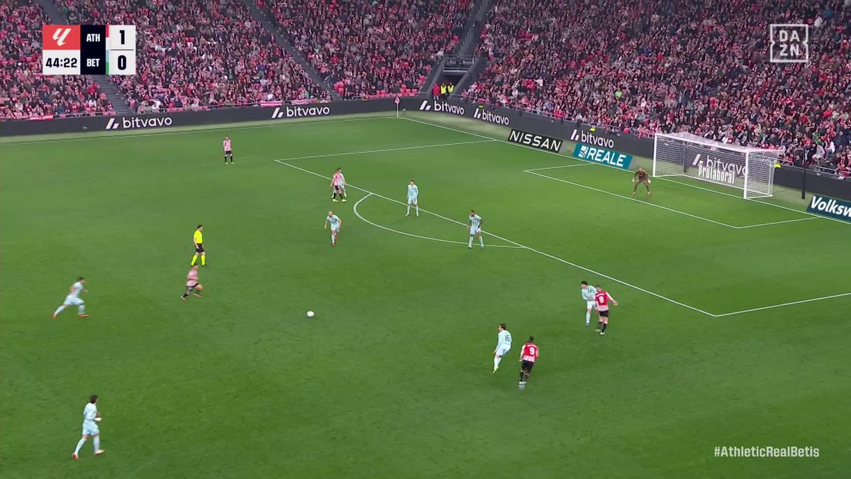 Ese pase de Iñigo Ruiz de Galarreta TIENE QUE ESTAR EN EL GUGGENHEIM...😮💨 Y SANCET CULMINA PARA MANTENER AL ATHLETIC EN LA PELEA EUROPEA🔥 #LALIGAenDAZN ⚽