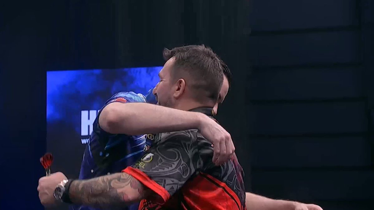 HUMPHRIES WINS IN WIEZE! 🏆 Luke Humphries picks up his ninth European Tour title, as the world number two stops the Clayton fight back and beats The Ferret 8-6 in a brilliant final! 📺 #ET3