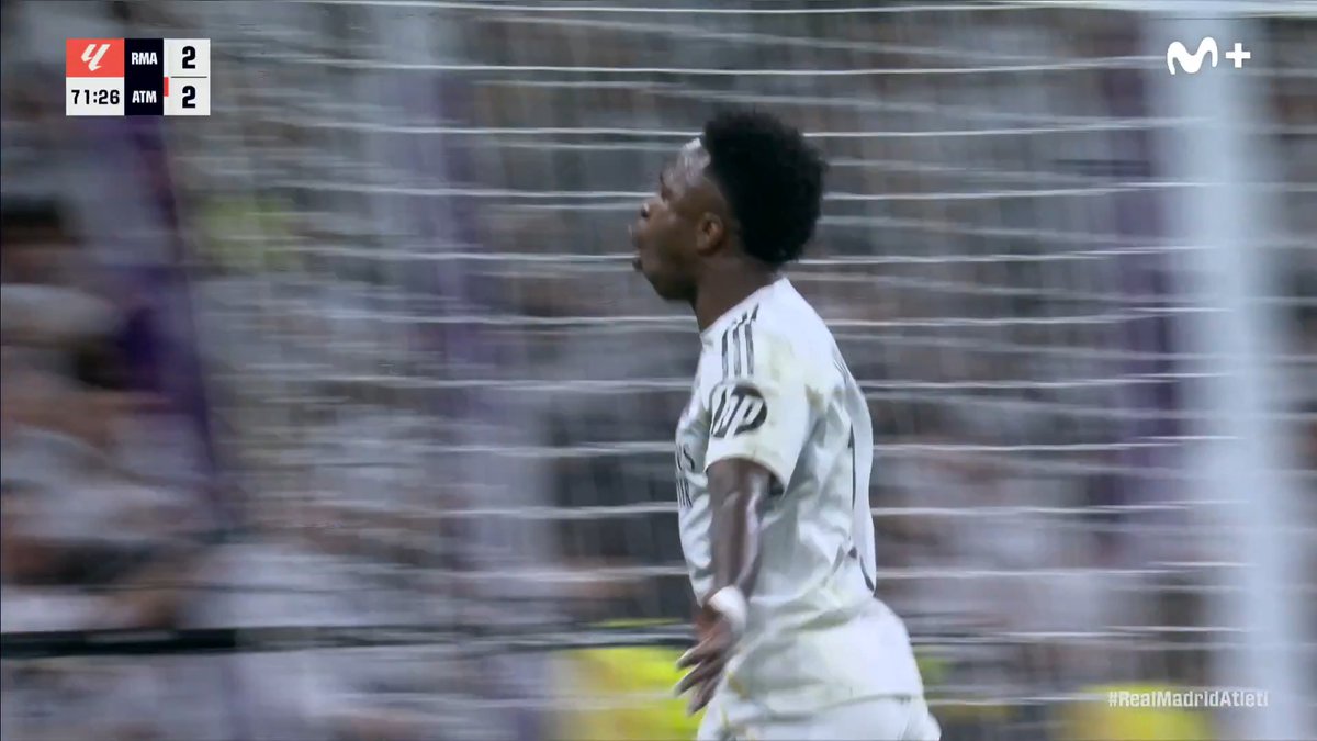 𝗩𝗶𝗻𝗶𝗰𝗶𝘂𝘀 cierra la remontada del Real Madrid en el derbi. #LaCasaDelFútbol #LALIGAEASPORTS