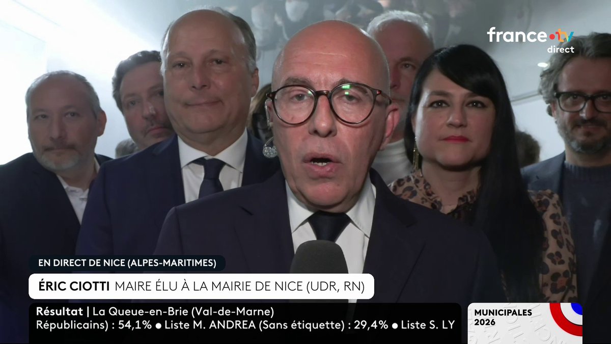 🔴🇫🇷 FLASH - Eric Ciotti éteint les LR en direct. "L'UDR a vocation à remplacer LR, LR c'est terminé, LR c'est une succursale de monsieur Macron, et du parti socialiste."