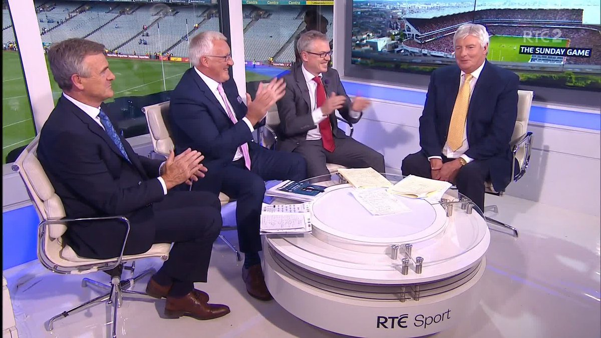 'Only One Michael Lyster': The former presenter remembered #rtegaa #leaguesunday #sundaygame