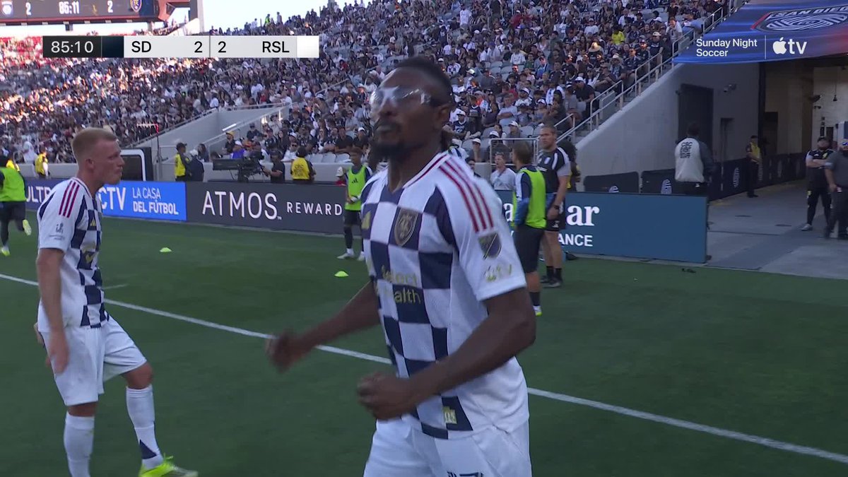 Victor Olatunji scores for Real Salt Lake! 💥 Tie game late in San Diego: