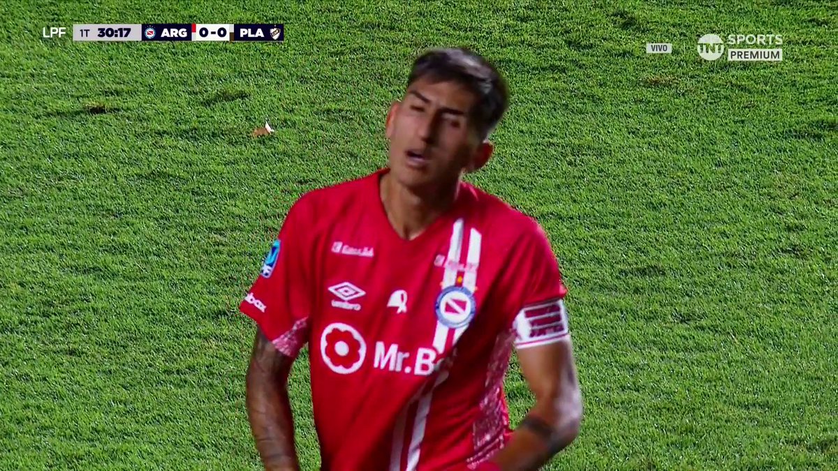 ⚽️❌️ LO TUVO EL PIPA LESCANO Y LA MANDÓ A LAS NUBES.