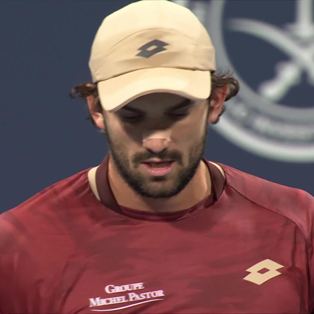El caso Vacherot es de las cosas más irreales de la historia del tenis. Un tío que durante 10 años de carrera no le ganaba a absolutamente nadie. Gana un M1000 de la nada y empieza a jugar consistentemente a nivel top 15 Muy loco