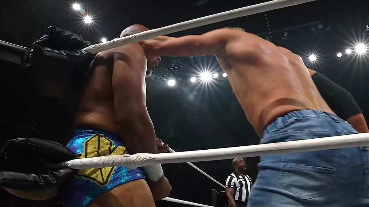 Orange Cassidy decides to do a middle-rope Elbow Drop, then drops one rope a time before doing it completely lazily. LMAOOOO, never change OC. 😭