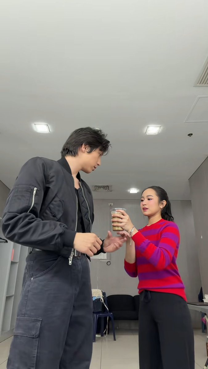 AY COFFEE! ☕️ 📹: _inigo11 on Tiktok #CapriceCayetano #IñigoJose #GMAPBBCollab