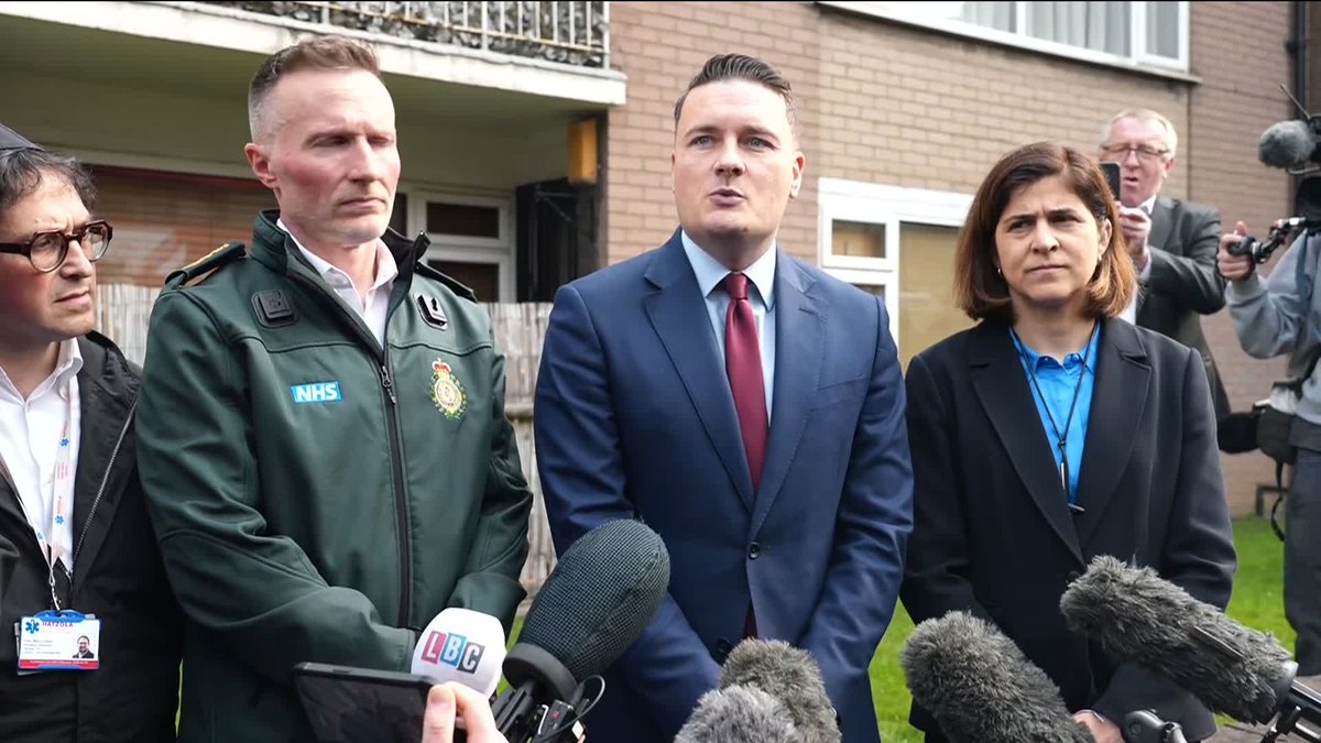 Health Secretary Wes Streeting says the "Jewish community will not face up to this hatred alone" and has promised the government will replace the damaged ambulances following an arson attack in Golders Green. 📺 Sky 501 and YouTube