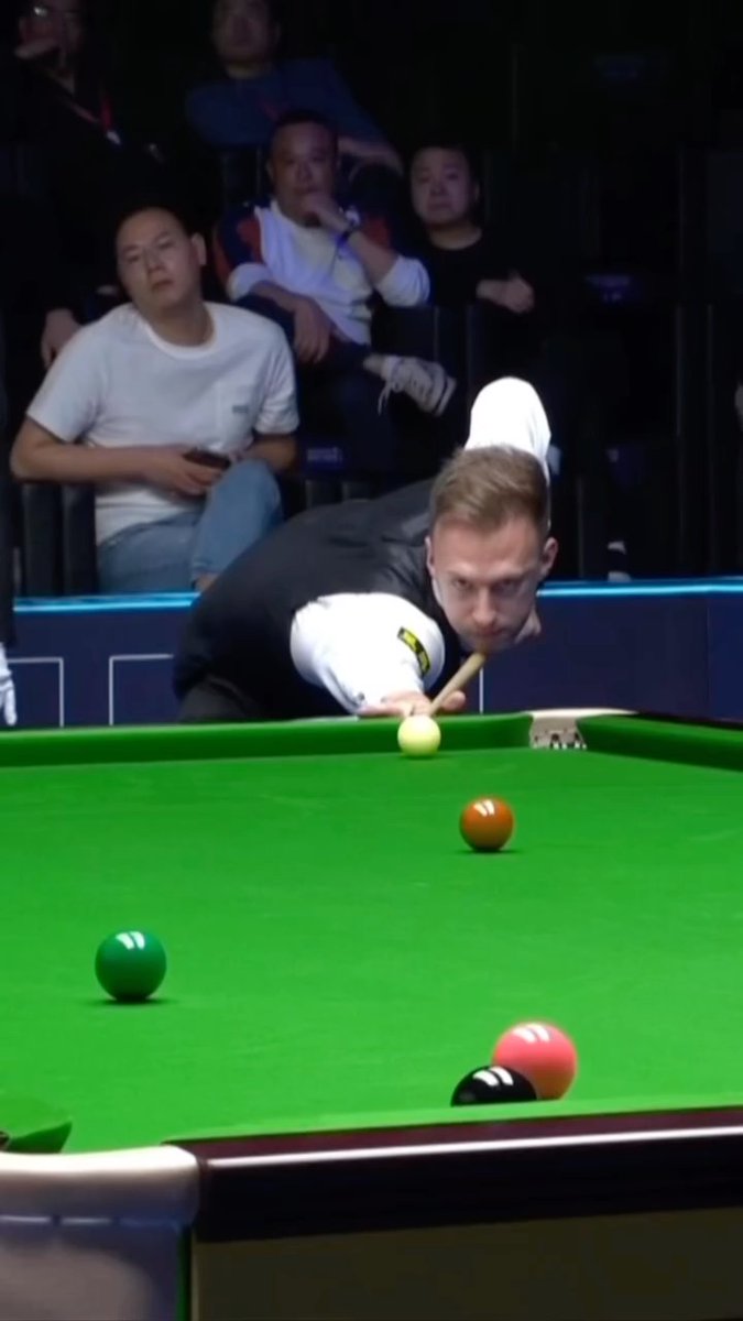 Ever seen more outrageous back to back flukes? 🤯