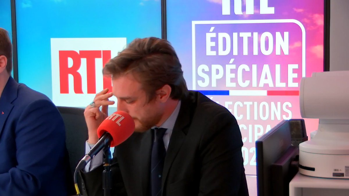 Fogiel : « Et pour les villes de 100 000 habitants ? » avec son petit ton arrogant de bobo parisien qui en a que faire de la France rurale et de la France profonde. Ça se voit tellement qu’il est dégouté des scores stratosphériques du RN. 🙃