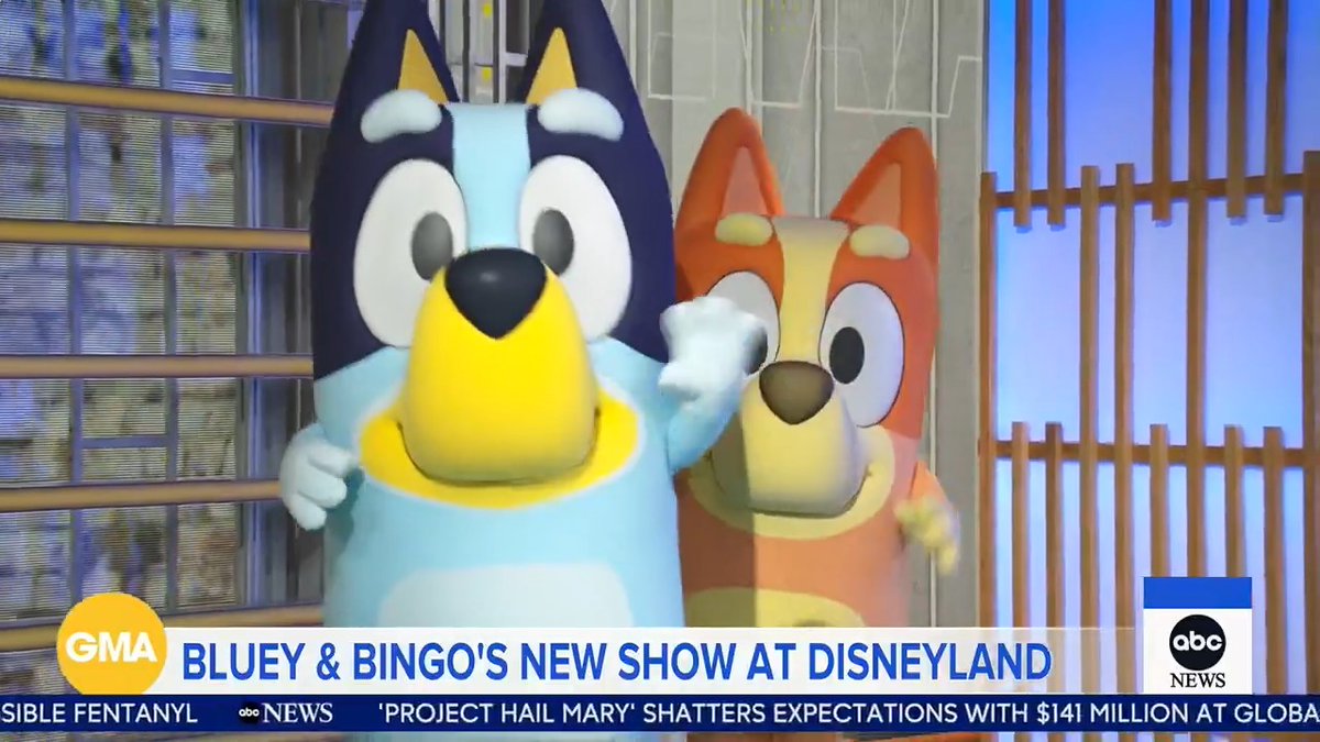 We’re having the best day ever with Bluey and Bingo! Check out a first look at "Mickey + Bluey" on @disneyplus and Disneyland Resort's brand new live #Bluey show!