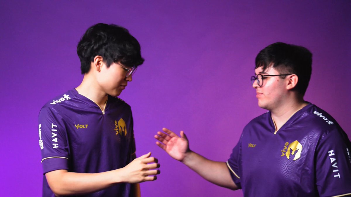Dois novos guerreiros. Um só objetivo: voltar ao topo. Legião, deem as boas-vindas aos reforços VKS ceo e Wizer! Estamos prontos, CBLOL. #GoVKS