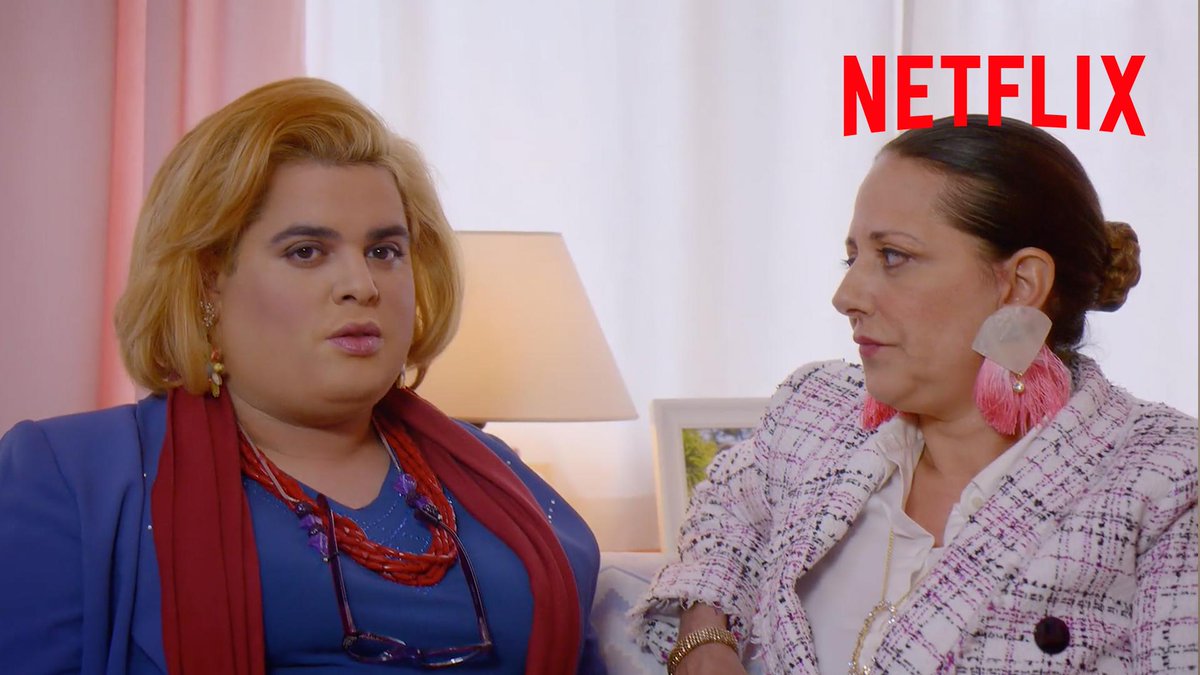 el contenido adicional que hacían de Paquita Salas pfff oro