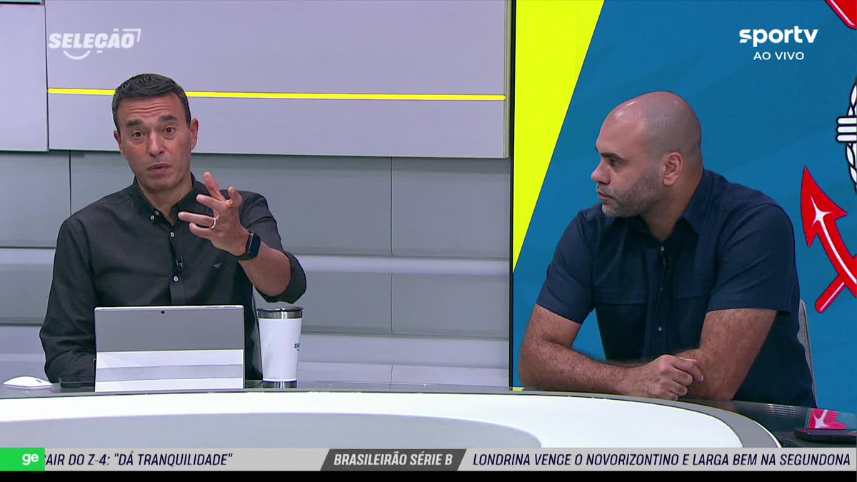 André Rizek detona reclamação do Santos sobre gol anulado contra o Cruzeiro: “Falar de arbitragem é fetiche no Brasil. Esse fetiche leva a situações bizarras como a do Santos, que posta uma imagem que induz os desavisados ao erro.” 🎥 sportv | ge