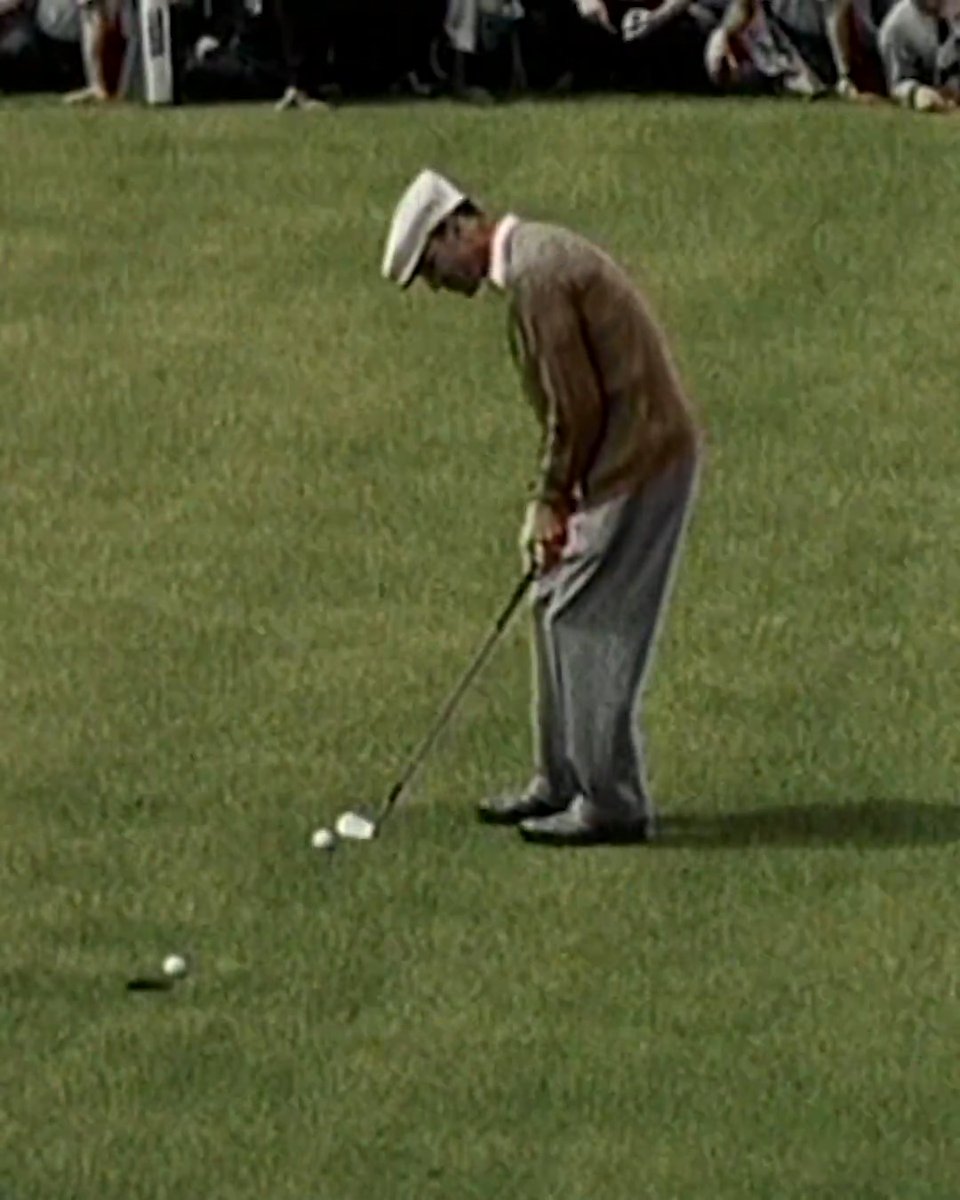 Footage of Ben Hogan playing golf in the 1940s. 📽️