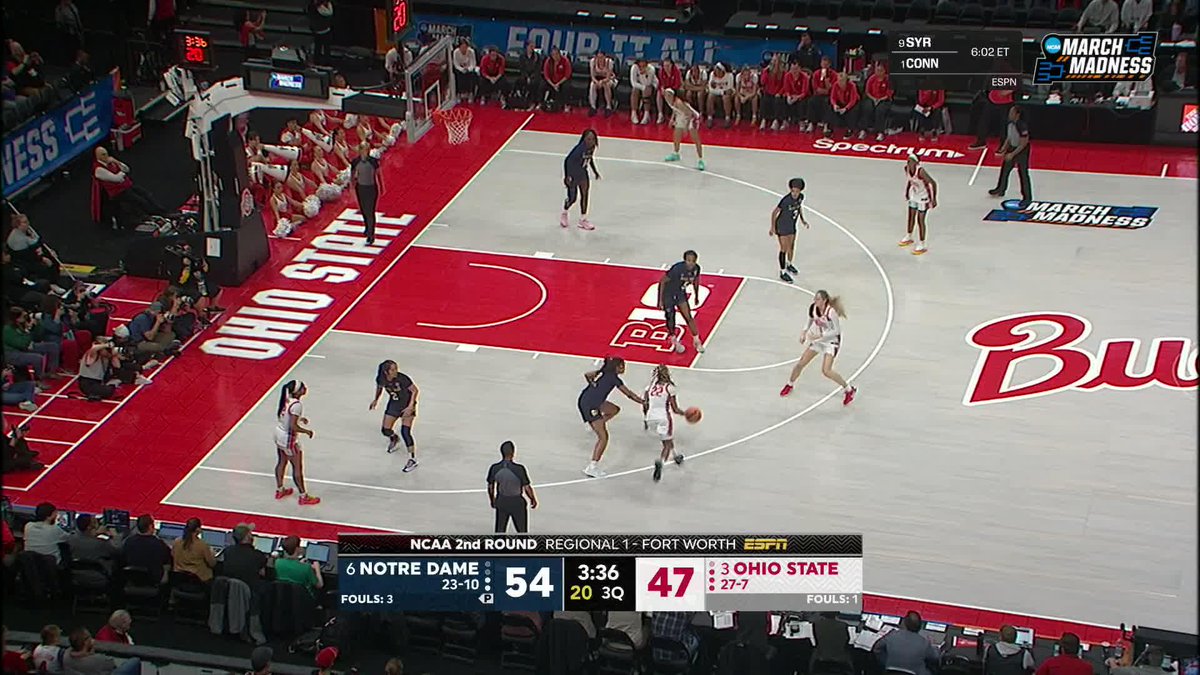 Jaloni Cambridge with the finish 🔥 Watch the ending of Notre Dame-Ohio State on ESPN and the ESPN App 🍿
