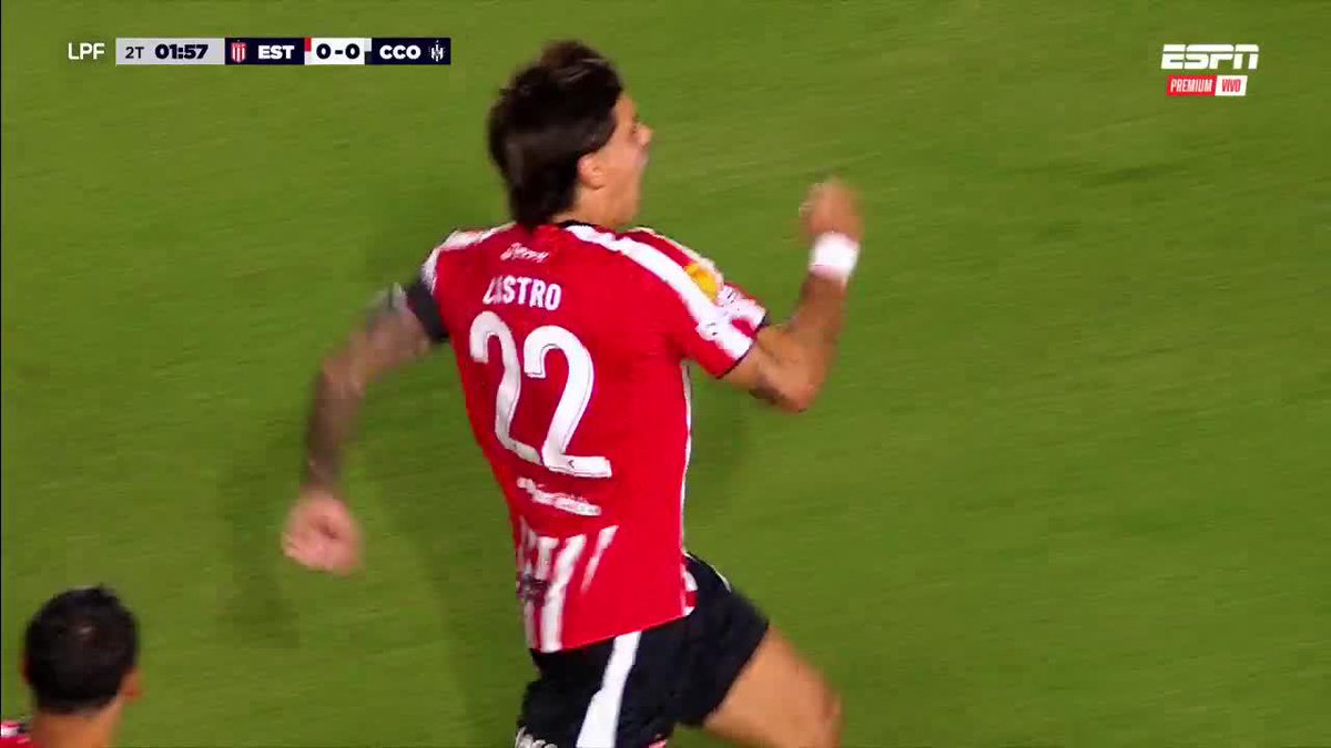 VOS FUMÁ, PUCHITO 🚬🚬. Golazo de tiro libre de Castro para el 1-0 de Estudiantes contra Central Córdoba en UNO por la fecha 12 de la Zona A del #TorneoApertura. 📺 ESPN Premium | Suscribite al Pack Fútbol en