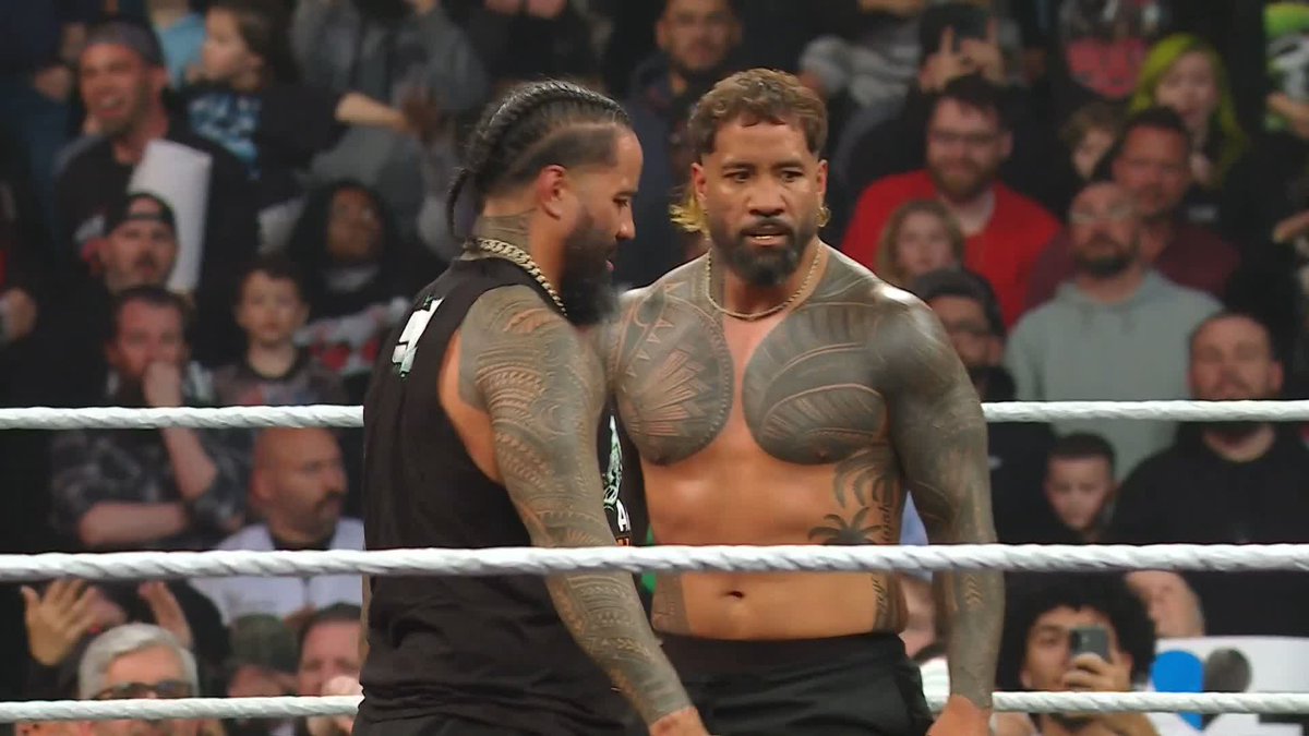 The Vision win via DQ and Jey Uso is NOT HAPPY 😳 The Usos | LA Knight