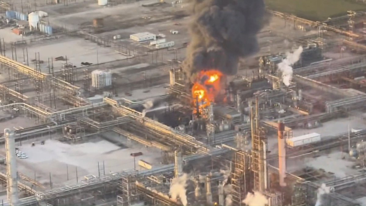 The Valero oil refinery in Port Arthur, Texas is ablaze after an explosion earlier this evening.