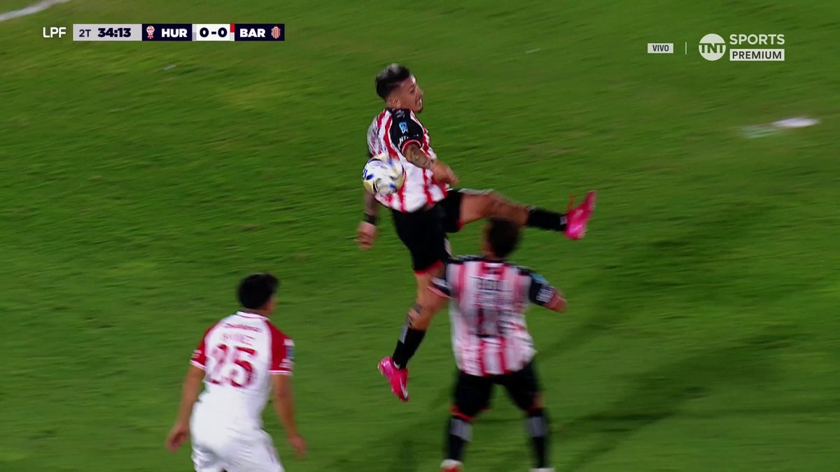 ⚠️🇦🇷 TODO HURACÁN PIDIÓ PENAL POR MANO DEL JUGADOR DE BARRACAS CENTRAL.