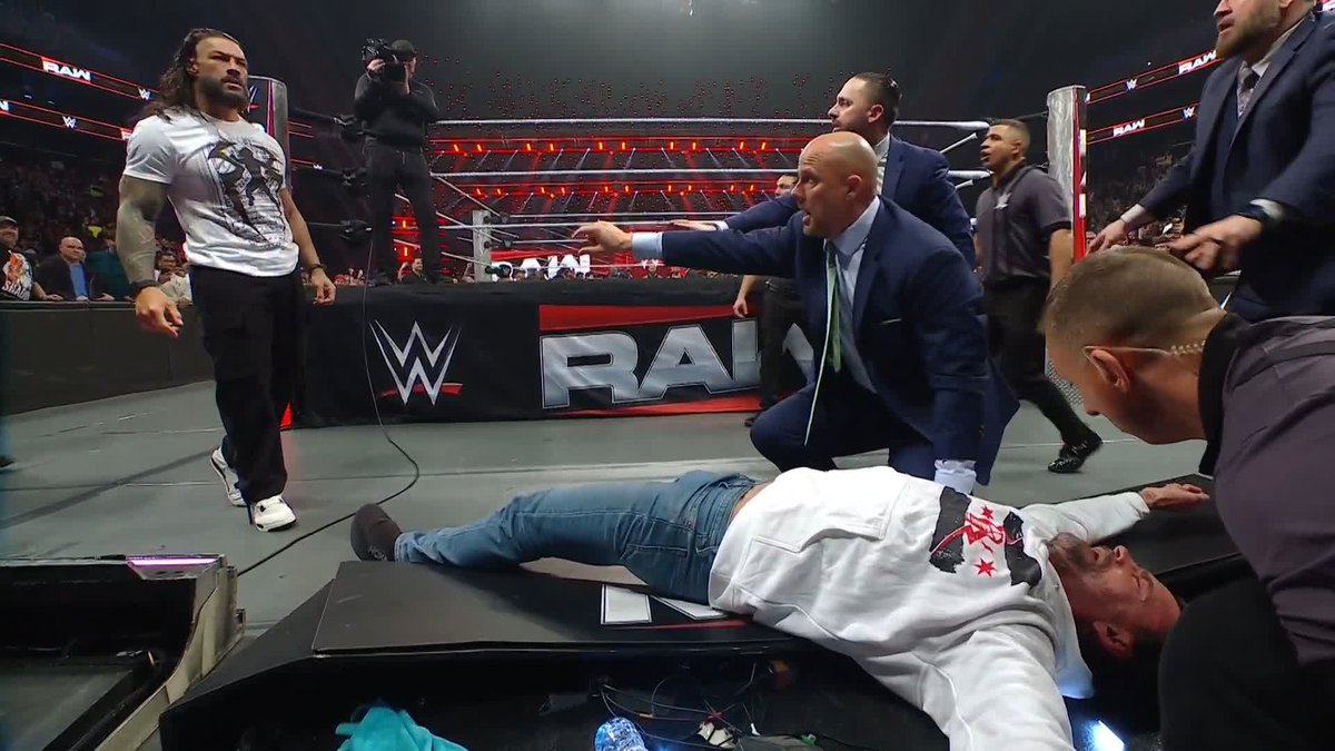 ROMAN REIGNS HAS SNAPPED!! 😱 Roman Reigns | player/coach