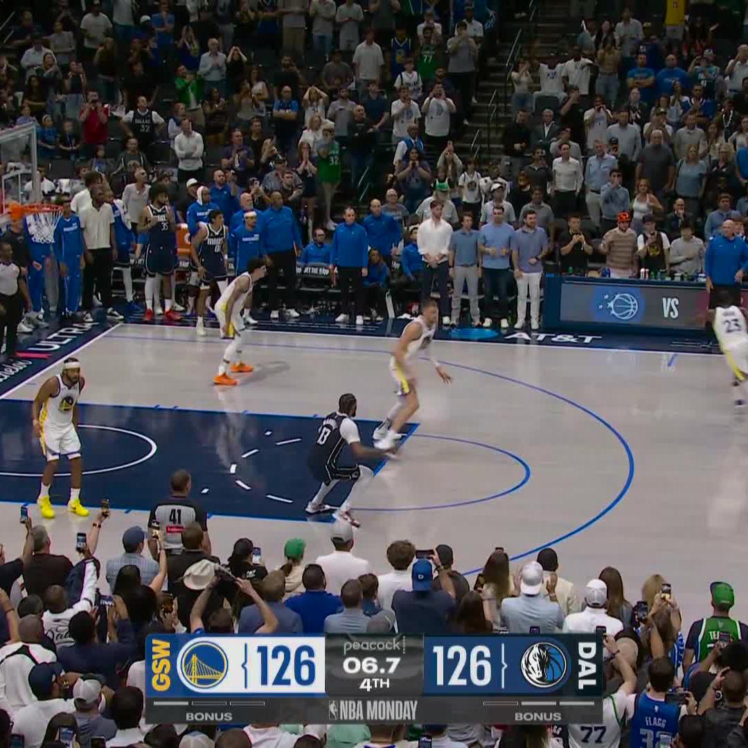 Naji Marshall misses the open 3 and the Warriors can't convert the lob in the final seconds, sending the game to overtime! ๐บ Peacock and NBCSN